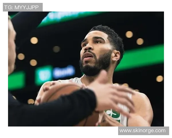 塔图姆回应外界质疑 坚持专注比赛不受外界干扰